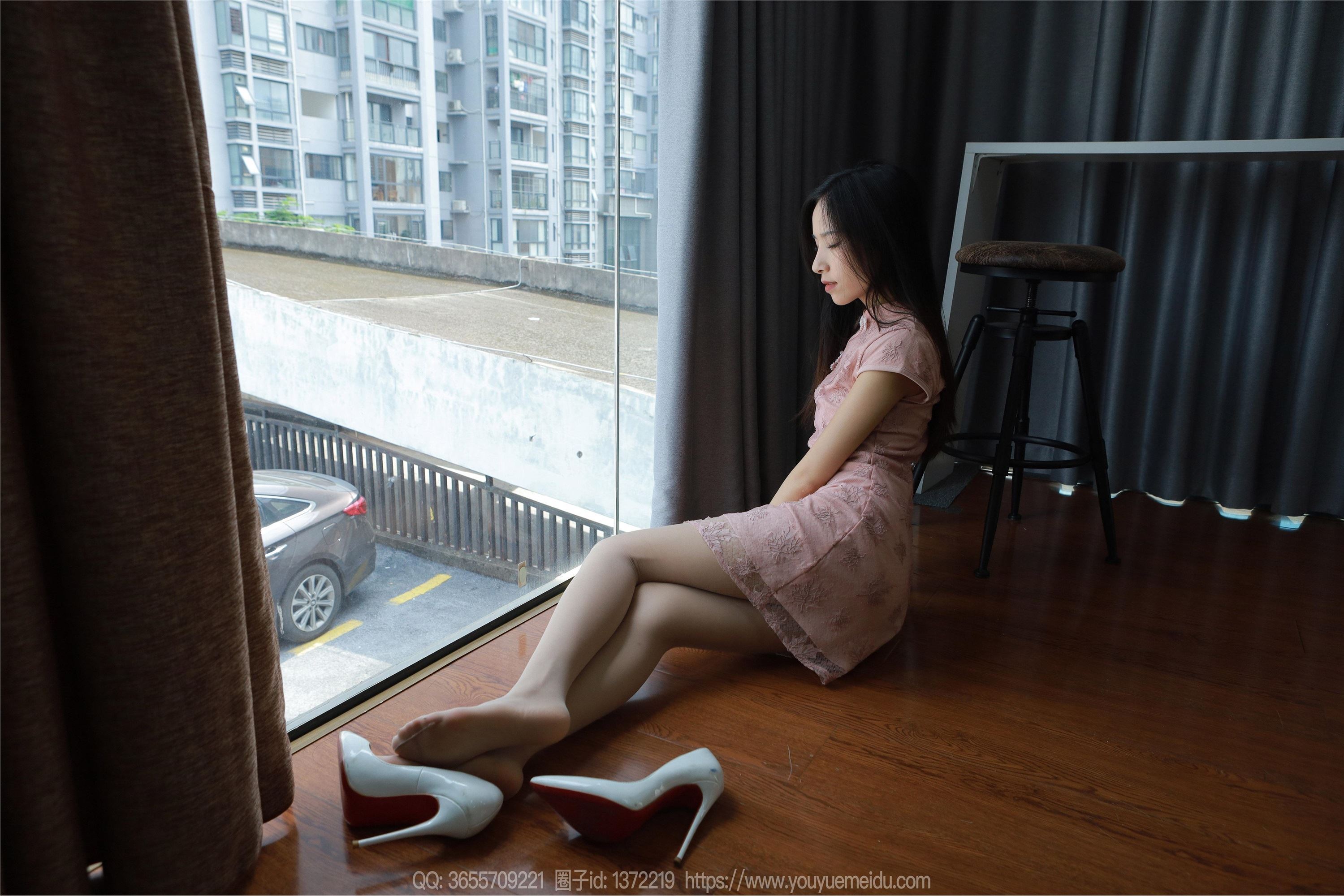 IESS异思趣向  2023.10.08 丝享家 1553 美子《窗前的光》